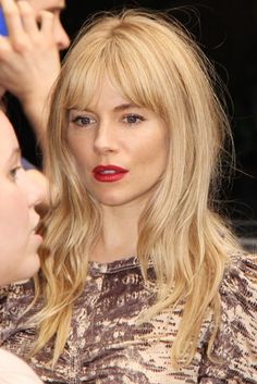 Sienna Miller Hair, Haircuts 2014, Fall Hair Cuts, Bleach Blonde, Red Lipstick