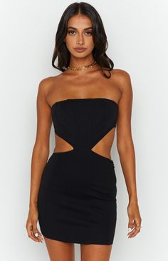 Chic Bandeau Mini Dress For Club, Trendy Bandeau Mini Dress For Night Out, Black Bandeau Mini Dress For Spring, Black Strapless Mini Dress For Club, Trendy Strapless Mini Dress For Evening, Chic Bandeau Mini Dress For Night Out, Trendy Strapless Bandeau Party Dress, Black Bandeau Mini Dress For Date Night, Black Strapless Mini Dress For Evening