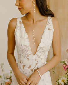 Bridal Jewerly, Prom Necklace, Bohemian Chic Style, Beach Mountain, Wedding Dress Alterations, Pearl Drop Necklace, Studio Jewelry, Dainty Necklaces, Dress Alterations