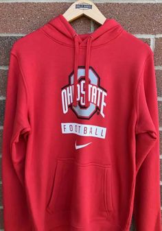 Alternative image 1 for Nike Ohio State Buckeyes Mens Red Football Club Fleece Long Sleeve Hoodie. University Red Fleece Hoodie For Sports, University Red Fleece Sports Hoodie, Red Game Day Fan Apparel Hoodie, Red Team Spirit Hoodie For Streetwear, Game Day Sports Fan Fleece Hoodie, Red Hoodie With Team Name For Winter, Sports Fan Fleece Hoodie For Game Day, Red Fan Apparel Sweatshirt For Sports, Red Sweatshirt For Fan Merchandise, Fall Season