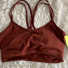 New Never Worn Women’s Sports Bra Fitted Brown Sports Bra, Sporty Brown Activewear For Training, Comfortable Solid Color Sports Bra For Workout, Sporty Brown Sports Bra For Gym, Brown Athleisure Activewear For Training, Brown Fitted Sporty Activewear, Brown Sportswear Activewear For Workout, Brown Workout Activewear, Brown Moisture-wicking Activewear For Sports