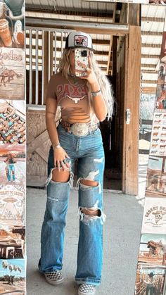 @therowdyragdoll Country Concert Outfit Summer Casual, Casual Country Summer Outfits, Back To School Outfits Western, Casual Punchy Outfits, Cowgirl Casual Outfits, Cowgirl Outfits Simple, Western Summer Fits, Country Outfit Summer