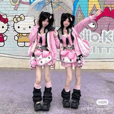 Cutesy Fashion, Kawaii Goth, Pastel Outfit, Fashion Inspiration Board, Kawaii Style, Anatomy Reference, Creepy Cute, Art Fashion