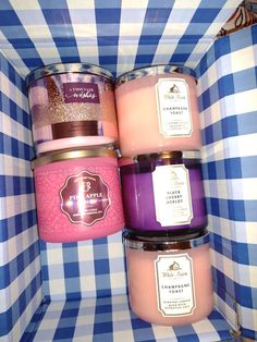 Bath And Body Work Candle, Candle Bath And Body Works, Homemade Body Care, Candle Obsession, Bath Supplies, Best Smelling Candles, Bath N Body Works, Bath Body Works Candles, Aromatic Candles