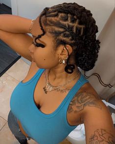 Locs Black Women Hairstyles, Starting Locs, Locs Black Women, Short Locs Hairstyles, Faux Locs Hairstyles, Dreadlock Style, Dreadlock Styles, Dreads Styles