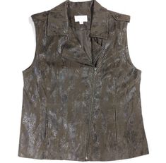 Vintage Brown/Green side zipper sleeveless vest  Snakeskin print with slashes vibes with pockets    Brand Erin London  Size large please check measurements to ensure proper fit Chest 19.5 inches  Length appropriate 24-24.5 inches  73%POLYESTER 24%RAYON 3%COTTON LINING: 100% POLYESTER it's very hard to capture the light correctly for this coloring it's a green/brown  *these are my photos and exact photos of the item you will receive :) Great Condition No Rips holes or stains please see all photos to ensure happiness with purchase and message us with any questions :)  Thank you for checking out our listings, we are in the process of listing more great items so make sure you add us to your favorites to get an alert when new listings go up. **Currently, for a limited time, we are offering a su Sleeveless Workwear Vest With Zipper Closure, Zipper Closure Sleeveless Vest For Work, Chic Sleeveless Vest With Zipper Closure, Spring Workwear Vest With Zipper Closure, Sleeveless Spring Vest With Zipper Closure, Spring Fitted Vest With Zipper Closure, Sleeveless Vest With Zipper Closure For Spring, Fitted Sleeveless Vest With Zipper Closure, Fitted Fall Vest With Zipper Closure