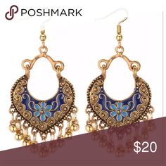 Blue Bohemian Dangle Earrings Gorgeous gold plated dangle earrings. 3”x1”. NEW Jewelry Earrings Cheap Gifts For Women, Aluminum Earrings, Flower Dangle Earrings, Ball Earrings, Earrings Inspiration, Unisex Bracelets, Jhumka Earrings, Shell Jewelry, Enamel Flower