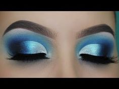 Blue Cut Crease, Eye Makeup Cut Crease, Cut Crease Tutorial, Makeup Ojos, Cut Crease Eyeshadow, Cut Crease Eye, Witch Makeup, Smokey Eye Tutorial