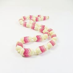 Cute 1960s-70s Necklace Choker, Vintage Cream and Raspberry Ombre Lucite Necklace in Fab Vintage Condition ♥ ✿☆..* ..*' ♥ ✿♥ ✿☆..*' ♥☆.♥.*' ♥ ✿☆..*' ♥ ✿☆..* .*' ♥ ✿☆.`♥.*' ♥ ✿☆.♥ ✿☆..*' ♥ A very sweet little necklace of cream and raspberry-rose ombre instersecting beads from around the 1960-70s in lovely vintage condition, the kind of thing you can wear with a cute summer dress or a t-shirt and jeans - ever so sweet and lightweight.   This lucite necklace - a fancy word for plastic - lucite is a 70s Necklace, Respect Meaning, Raspberry Rose, Wood Butterfly, Fancy Words, Cute Summer Dress, Cute Summer Dresses, Necklace Choker, T Shirt And Jeans