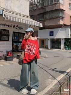 Korean Street Aesthetic, Taiwan Street Fashion, Asia Street Style, Asian Streetwear Fashion, Japanese Fashion Summer, Chinese Street Fashion, Asian Streetwear, Simple Style Outfits, Dressy Casual Outfits