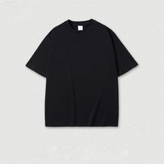 Tee Oversized Basic Solid Color T-shirt, Oversized Black Plain Top, Plain Crew Neck Top For Streetwear, Relaxed Fit Solid Color Top For Streetwear, Casual Black Plain Shirt, Basic Plain Tops For Streetwear, Oversized Solid Color Tops For Streetwear, Oversized Solid Tops For Streetwear, Black T-shirt For Summer