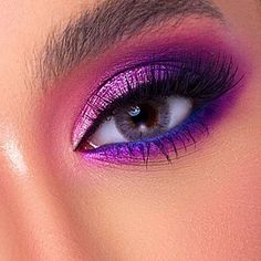 Eye Shadow Looks Colorful, Purple Galaxy Makeup, Casual Eyeshadow Looks Step By Step, Red And Purple Eyeshadow Look, Jewel Tone Eye Makeup, Purple Gold Eyeshadow, Types Of Eyeshadow Looks, Berry Eye Makeup, Multi Color Eyeshadow Looks