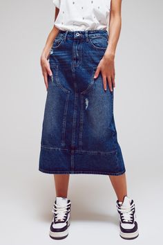 Q2 Maxi Pencil Denim Skirt With Panel Details In The Front Winter Outfits Dresses, Pencil Denim Skirt, Maxi Pencil Skirt, Blue Denim Skirt, Perfect Denim, Cool Looks, Denim Pencil Skirt, Denim Chic, Denim Maxi Skirt