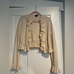 Ralph Lauren Rugby Collection Cashmere Cardigan With Ruffles Never Worn/ Excellent Condition Color : Cream Size : Medium Sweaters Ralph Lauren, Short Sleeve Sweater Cardigan, Ralph Lauren Rugby, Cable Knit Sweater Cardigan, Black Knit Sweater, Ralph Lauren Denim, Ralph Lauren Sweaters, Denim And Supply, Cable Knit Cardigan