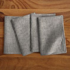 Narrow stripes bring a casual accent to a table setting and mix well with a variety of patterns. Our 100% linen stripe napkins are perfect for casual get-togethers or everyday dining. Available in a variety or colors and arrive as a set of four. Color: Black/White | Solino Home Narrow Stripe - 100% Pure Linen Dinner Napkins Linen in White / Black | 20 H x 20 W x 0.3 D in | Wayfair Christmas Cloth Napkins, Black And White Christmas, Linen Dinner Napkins, Striped Table Runner, Fabric Napkin, Striped Table, White Napkins, Black And White Fabric, Popular Colors