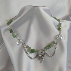 Necklace Fairycore, Green Cottagecore, Necklace Chain Types, Fairycore Aesthetic, Aventurine Necklace, Fairy Jewelry, Fairy Necklace, Sun And Stars, Handmade Wire Jewelry