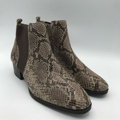 Nwob Aerosoles Criss Cross Leather Faux Snake Skin Chelsea Boots Women's 7 Tan New Without Box! Brown/Tan Snakeskin Chelsea Ankle Boots. Please See All Photos. Brown Faux Leather Boots With Almond Toe, Brown Almond Toe Boots With Textured Sole, Brown Medium Width Faux Leather Boots, Brown Synthetic Closed Toe Boots, Brown Chelsea Boots With Removable Insole, Brown Slip-on Faux Leather Boots, Brown Closed Toe Synthetic Boots, Brown Synthetic Boots With Textured Sole, Brown Faux Leather Slip-on Boots