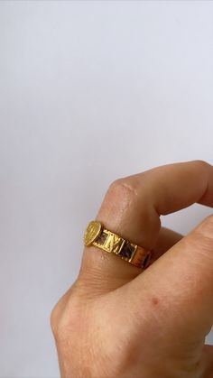 This is a beautiful antique mourning ring set in 18ct gold and dated from the Edwardian period. With woven hair covering the shank, interspersed with the letters MEMORY and a gold heart right in the centre with the initials A.P engraved on it. It's in very good condition with minor wear commensurate with age - there is some small engraving loss in the square of letter Y (as seen in photo). Crafted in solid 18ct gold, it has acquired a wonderful patina to it. Size: P/US7.5 (not resizable) Fully h Antique Gold Engraved Ring As A Gift, Heirloom Gold Engraved Ring, Antique Gold Rings For Anniversary, Gold Etched Signet Ring For Anniversary, Antique Gold Engraved Ring For Anniversary, Gold Heirloom Engraved Ring, Gold Heirloom Open Initial Ring, Heirloom Gold Initial Open Ring, Gold Engraved Etched Ring For Ceremonial Use