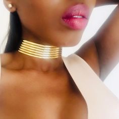 I love this choker !! from the Etsy shop JarliaByJolina. https://etsy.me/2Qcsc2U #etsy #jewelry #necklace #stylish #ethnique #beauty #glam #african #women #jewell     Visit Etsy !! There are sooo many cool items. And click on OriginalOilsByAngela while on Etsy :) Etsy Jewelry Necklace, African Bracelets, Choker Necklace Gold, Geometric Fashion, Queen Jewelry, Leather Choker Necklace, African Earrings, African Queen, Statement Choker