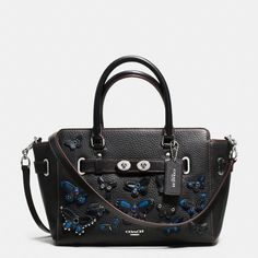 COACH BLAKE CARRYALL 25 IN PEBBLE LEATHER WITH ALL OVER BUTTERFLY APPLIQUE Foldover Crossbody Bag, Butterfly Applique, Butterfly Bags, Coach Crossbody Purse, Vintage Coach Bags, Bags Coach, Black Leather Crossbody Bag, Crossbody Clutch, Mini Crossbody Bag