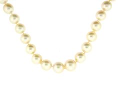 Featuring the creme de la creme of pearls, a gorgeous necklace with a graduated strand of champagne colored South Sea pearls fastened with an beautiful clasp of yellow and white gold with sparkling pave diamonds. Pearl Necklace With Diamond, South Sea Pearl Necklace, Necklace With Diamond, Jewellery Marketing, Sea Pearl, Sea Pearls, South Sea Pearls, Classic Jewelry, South Seas