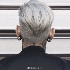 Men’s Undercut, Xiu Akay, White Ombre Hair, Taper Fade Short Hair, New Long Hairstyles, Undercut Haircut, Mens Hairstyles Medium, Rockabilly Hair