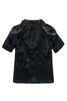 Go with some eye-catching texture that is sure to draw you some attention with this beaded beauty from Armani Exchange! Made with a bronze-toned beaded design, this striking shirt features strong shoulders for a confident look. Size XS 100% Silk V-neckline Short sleeve All over bronze-toned beading Satin material Side zipper closure Waist 28” Total length 22” French Girl Chic, Strong Shoulders, Chic Shop, Buy Shoes Online, Italian Fashion Designers, Satin Material, French Girl, Armani Exchange, Touch Up