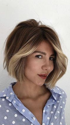 Short Summer Haircuts, Modern Bob Haircut, Fall Hair Cuts, Trendy Hairstyle, Mom Hairstyles, Penteado Cabelo Curto, Haircuts For Fine Hair, Hair Today