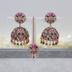 Rose Gold Finish American Diamond Multicolor Jhumka and Tika Set Very lightweight! Maang Tika, Emerald Green Stone, Pearl Jewelry Wedding, Pakistani Jewelry, American Diamond, Pretty Earrings, Lovely Jewellery, Jewelry Wedding, Pendant Set