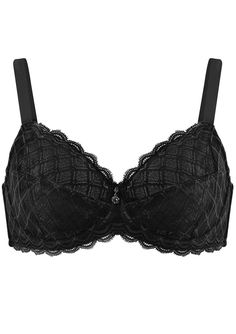 Don't miss out on this lace plaid unlined bra. Very unique and beautiful, unlike regular plaid, it is made of delicate, breathable lace. Unique lace plaid and scalloped edge Sides rigid mesh panels along the cup Enhanced non-stretch power mesh bands Wide-set fully adjustable soft straps U-shaped back Black Bras, Wallpaper Landscape, Iphone Wallpaper Landscape, Unique Tattoo Designs, Lace Underwire, Unlined Bra, Soft Bra, Unique Tattoo, Black Bra