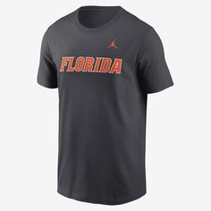 This Primetime Wordmark T-Shirt helps you show loyalty to the Florida Gators with bold graphics on the front. It’s made from soft cotton fabric for a comfortable feel on game day. College T Shirts, College Sports, Florida Gators, Bold Graphics, Sports Top, Men's Nike, Game Day, Nike Men, Jordan