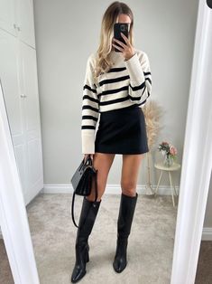 Fall Birthday Outfit, Snowy Street, Fall 23, Pullover Outfit, Winter Lookbook, Paris Outfits, Winter Fits, Outfit Winter, Looks Chic