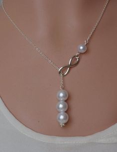 Elegant Infinity Necklace For Party, Infinity Necklace With Adjustable Chain For Wedding, Adjustable Infinity Necklace For Wedding, Elegant Lariat Necklace With Adjustable Chain For Mother's Day, Elegant Lariat Necklace For Mother's Day, قلادات متدلية, Collar Necklaces, Pearl Lariat, Diamond Initial Necklace