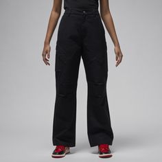 Utility, but make it cool. Our Chicago pants have practicality and convenience baked right into the design with all the pockets you could possibly need. Durable canvas lends a structured feel and drapes perfectly over your Js. Black Full Bodysuit, Women's Flight Suits, Red Cargo Pants, Black Trousers Women, Latest Jordans, Chicago Women, Jordan Chicago, Suit Jumpsuit, Black Jordans