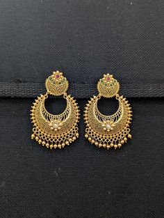 Antique matte gold plated Kemp stone Chandbali Earrings.  Base material is made of copper alloy. Earrings length: 2.3 inches; width: 1.5 inches. Earrings weight: 0.5 oz / 14 grams (both earrings together). Please allow some variation in color. Gold bead dangle Chandbali Earrings. Chandbali Earrings Gold Antiques, 3 Grams Gold Earrings Indian, 2 Grams Gold Earrings Designs, Chandbali Gold, Chandbali Earrings Gold, Indian Traditional Earrings, Kemp Earrings, Chand Bali Earrings, Chand Bali