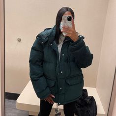 Xl Dark Green The North Face Unisex Jacket #Northface #Green #Jacket #Coat #Goodvibes North Face Hyvent Jacket, Grey Puffer Jacket, Black North Face Jacket, 1996 Retro Nuptse Jacket, Grey Jacket Women, Retro Nuptse Jacket, North Face 700, North Face Windbreaker, Grey Puffer