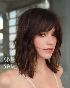 Tapered Medium Length Hair, Italy Hair, Shag Cut, Balayage Bob, Hairstyles 2024, Bangs With Medium Hair, Hair With Bangs, Grey Style, Penteado Cabelo Curto