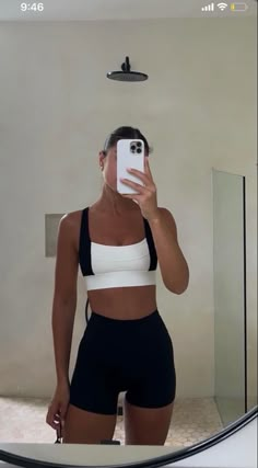 Black Workout Outfit, Gym Ootd, Pilates Outfit, Gymwear Outfits, Cute Workout Outfits, Fits Aesthetic, Cute Gym Outfits, Gym Fits, Workout Fits