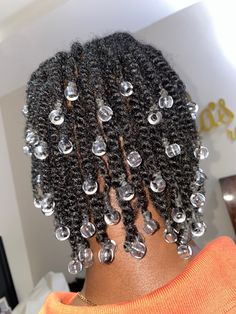 #naturalhairwithbeads Natural Twist With Beads, Short Hair With Beads, Bob Marley Twist, Twist With Beads, Natural Hair With Beads, Short Twists Natural Hair, Hair With Beads, Cornrow Hairstyles For School