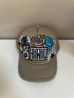 Howdy trucker hat with turquoise Diy Trucker Hat Ideas, Trucker Hat Ideas, Cheap Western Trucker Hat, Trucker Hat For Western-themed Events, Western Style Trucker Hat For Western-themed Events, Western Themed Snapback Trucker Hat, Western-themed Trucker Snapback Hat, Camo Trucker Hat, Custom Trucker Hats