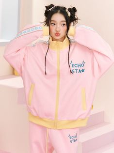 ❤︎ Casual Sports Zip Hoodie + Star Design Pants❤︎ Pink Sports Aesthetic, Pink Track Jacket With Pockets For Streetwear, Cotton Streetwear Outerwear With Star Print, Sporty Cotton Sweatshirt With Star Print, Hooded Star Print Sweatshirt For Streetwear, Pink Fleece Sportswear Hoodie, Pink Top, Fall Pants, Yellow Pants