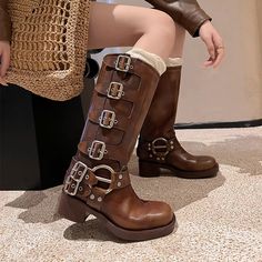 Dwarves Start To Incorporate Western Style In Such Fresh, Wearable Ways. These Western Boots Are Made From Cow Leather And Have Cowboy-Inspired Buckles And Chunky Heels.Comfortable And Show Out Your Long Legs.Each Shoes Fixed By Experienced Craftsman.It Can Be Worn For Years. Color: Black/Brown/WhiteMaterial: Cow LeatherLining: Cow LeatherInsole: Cow LeatherSole: RubberHeels: 5 Cm/1.97"Tube Height: 31cm/12.20"Tube Circumference: 38.5 cm/15.16" Fit: Medium to Wide, Runs Normal.Origin: Made in Chi Cowboy Boots Fashion, Buckles Western, Long Brown Boots, Thick Heel Boots, Leather Tall Boots, Heels Comfortable, Western Shoes, Taupe Boots, Fur Heels