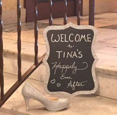 there is a sign that says welcome to the tiny's happily married couple after their wedding