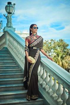 Sabyasachi Saree, Eastern Wear, Sabyasachi Sarees, Saree With Belt, Saree Wearing Styles, Saree Draping Styles, Indian Sari Dress, Indian Fashion Trends, Indian Saree Blouses Designs