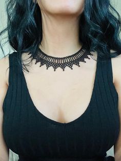 "Look sophisticated with this black bead choker \"Midnight Pearl\", a statement of simple yet stunning style 🌚 Luce sofisticada con esta gargantilla de mostacilla negra \"Perla de Medianoche\", una declaración de estilo simple pero impactante! 🌚" Seed Beaded Necklace, Look Sophisticated, Stunning Style, Bead Choker, Black Seed, Seed Bead Necklace, San Pedro, Seed Beads, Necklace Etsy