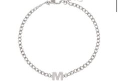 "NEW NEW NEW Customized initial bracelet on a cute curb link chain Available in silver and gold! Perfect gift for anyone!! This bracelet is: -sterling silver -14K gold plated -stamped 925 -7.25\"+0.75\" extension **In the \"letter to seller\" section please include your email address** Free shipping in the US!! If you have questions please don't hesitate to ask. Happy shopping!!" Trendy Silver Name Bracelet For Everyday, Trendy Silver Jewelry With Initials, Trendy Silver Metal Name Bracelet, Trendy Silver Curb Chain Bracelet, Silver Initial Pendant With Curb Chain, Trendy Silver Monogram Jewelry, Trendy Silver Name Bracelet, Minimalist Silver Charm Bracelet With Initials, Diamond Cufflink