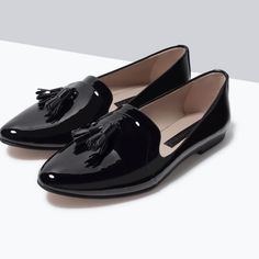 Image 4 of PATENT SLIPPER from Zara Slipper Shoes Women, Alexa Chung, Slipper Shoes, Stylish Shoes, Beautiful Shoes, Flat Shoes