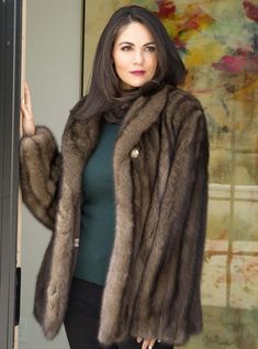 Handcrafted from the finest Russian sable fur in our fur factory in Alabama, this jacket is the perfect piece for anyone searching for the most luxurious fur jacket. It has hook and eye snap closures, side pockets and is fully lined. This fur is custom-made, please allow approximately 2-6 weeks for delivery. For questions or rush orders, please use our chat or call 334-277-7610. We can also have our furriers add a detachable fur hood to this style, please contact us for a quote. Length: 28 inche Russian Sable, Sable Fur Coat, Sable Coat, Fur Coat Fashion, Chinchilla Fur, Fur Coat Vintage, Mink Fur Coat, Fur Blanket, Vintage Fur