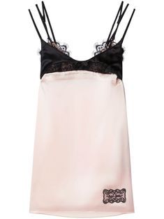 pink/black silk floral lace appliqué appliqué logo sweetheart neck spaghetti straps thigh-length straight hem Heart Pattern Dress, Silk Dress Outfit, Fancy Fits, Mini Dress Pink, Pink Mini Dress, Lace Body, Girl Fits, Black Lace Dress, Pink Mini Dresses