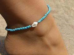 Turquoise Anklet, Ankle Bracelet, Shell Anklet, Foot Bracelet, Beaded Anklet, Beach Anklet , Beach J Blue Bracelet Anklets For Beach, Turquoise Anklets As Beach Season Gift, Turquoise Anklets For Beach Season Gift, Ankle Braclets, Shell Accessories, Jewelry Anklets, Turquoise Anklet, Beach Wedding Jewelry, Seashell Bracelet